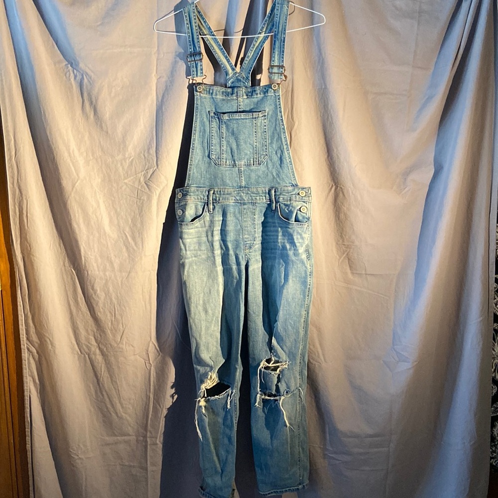 Women’s Hollister Denim Overall Jeans, size M